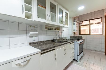 Apartamento à venda com 80m², 2 quartos e 1 vagaCozinha