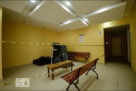 Apartamento à venda com 80m², 2 quartos e 1 vagaÁrea comum