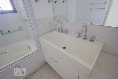 Apartamento à venda com 150m², 3 quartos e 2 vagasBanheiro Suíte 3