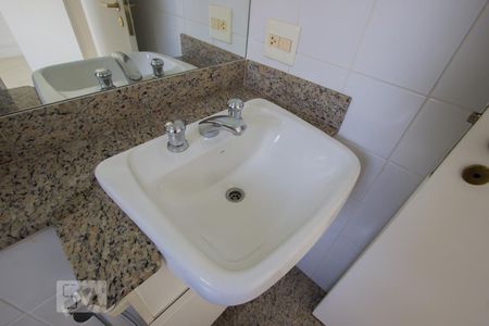 Apartamento à venda com 150m², 3 quartos e 2 vagasBanheiro Suíte 1