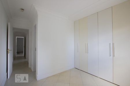 Apartamento à venda com 150m², 3 quartos e 2 vagasSuíte 2