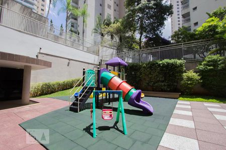 Apartamento à venda com 150m², 3 quartos e 2 vagasÁrea Comum - Playground