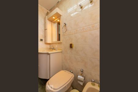 Apartamento à venda com 120m², 3 quartos e 2 vagas Apartamento à venda com 120m², 3 quartos e 2 vagasBanheiro