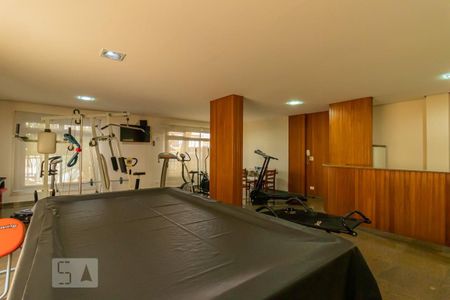 Apartamento à venda com 120m², 3 quartos e 2 vagas Apartamento à venda com 120m², 3 quartos e 2 vagasÁrea comum - Academia