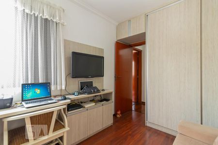 Apartamento à venda com 120m², 3 quartos e 2 vagas Apartamento à venda com 120m², 3 quartos e 2 vagasQuarto 2