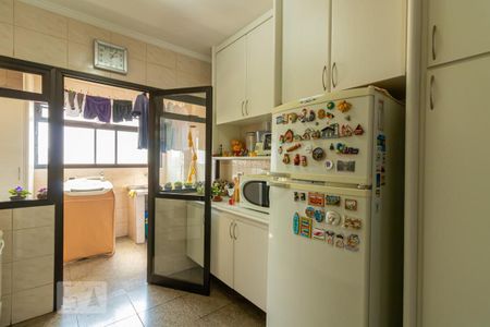 Apartamento à venda com 120m², 3 quartos e 2 vagas Apartamento à venda com 120m², 3 quartos e 2 vagasCozinha