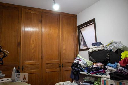 Apartamento à venda com 145m², 3 quartos e 2 vagas Apartamento à venda com 145m², 3 quartos e 2 vagasQuarto de serviço