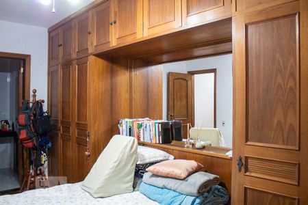 Apartamento à venda com 145m², 3 quartos e 2 vagas Apartamento à venda com 145m², 3 quartos e 2 vagasSuite 1