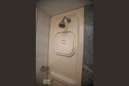 Apartamento à venda com 277m², 4 quartos e 2 vagas Apartamento à venda com 277m², 4 quartos e 2 vagasBanheiro da Suíte