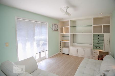 Apartamento à venda com 277m², 4 quartos e 2 vagas Apartamento à venda com 277m², 4 quartos e 2 vagasSuíte (Reversível)