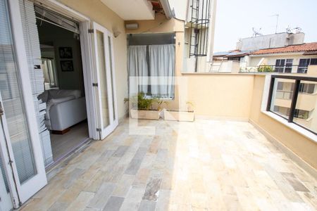 Apartamento à venda com 277m², 4 quartos e 2 vagas Apartamento à venda com 277m², 4 quartos e 2 vagasVaranda