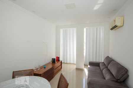 Sala de apartamento à venda com 1 quarto, 65m² em Copacabana, Rio de Janeiro