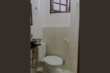 Casa de condomínio à venda com 60m², 2 quartos e sem vaga Casa de condomínio à venda com 60m², 2 quartos e sem vagaBanheiro da Suíte