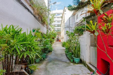 Casa de condomínio à venda com 60m², 2 quartos e sem vaga Casa de condomínio à venda com 60m², 2 quartos e sem vagaÁrea Comum da Vila