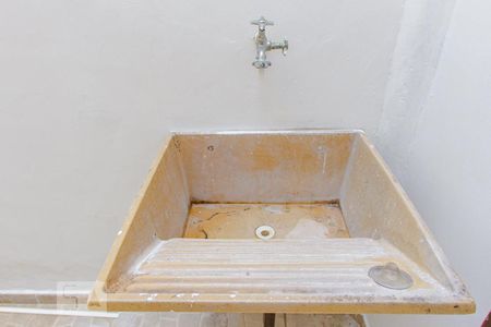 Casa de condomínio à venda com 60m², 2 quartos e sem vaga Casa de condomínio à venda com 60m², 2 quartos e sem vagaÁrea de Serviço