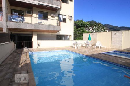 Apartamento à venda com 93m², 3 quartos e 1 vagaÁrea comum - Piscina