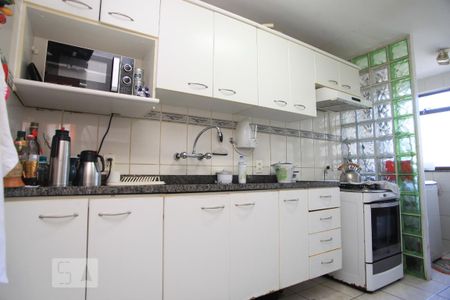 Apartamento à venda com 93m², 3 quartos e 1 vagaCozinha