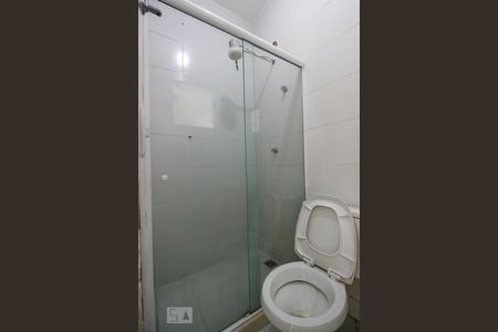 Casa de condomínio para alugar com 540m², 5 quartos e 5 vagasBanheiro