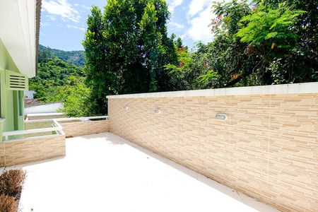 Casa de condomínio para alugar com 540m², 5 quartos e 5 vagasVaranda Quarto