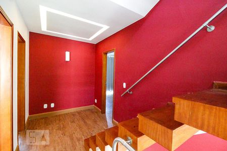 Casa de condomínio para alugar com 540m², 5 quartos e 5 vagasHall