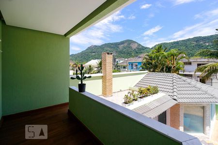Casa de condomínio para alugar com 540m², 5 quartos e 5 vagasVaranda do Quarto