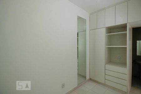 Casa de condomínio para alugar com 540m², 5 quartos e 5 vagasQuarto