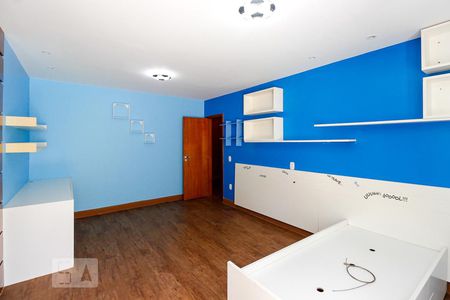 Casa de condomínio para alugar com 540m², 5 quartos e 5 vagasQuarto