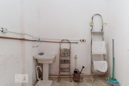 Casa à venda com 216m², 9 quartos e sem vaga Casa à venda com 216m², 9 quartos e sem vagaexterno