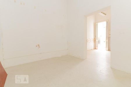 Casa à venda com 216m², 9 quartos e sem vaga Casa à venda com 216m², 9 quartos e sem vagaQuarto edícula
