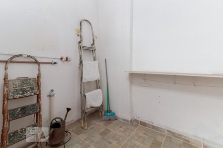 Casa à venda com 216m², 9 quartos e sem vaga Casa à venda com 216m², 9 quartos e sem vagaexterno