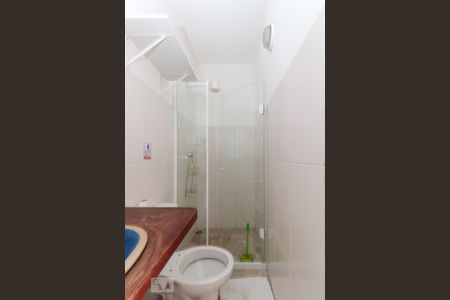 Casa à venda com 216m², 9 quartos e sem vaga Casa à venda com 216m², 9 quartos e sem vagaBanheiro 2