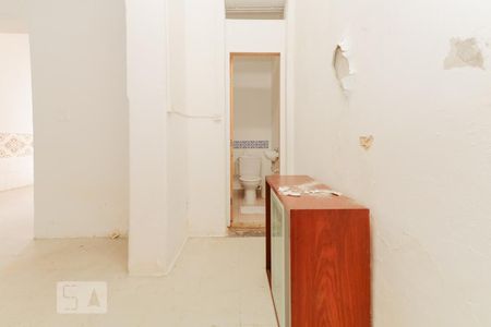 Casa à venda com 216m², 9 quartos e sem vaga Casa à venda com 216m², 9 quartos e sem vagaBanheiro edícula