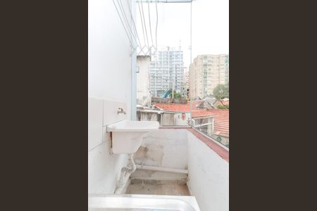 Casa à venda com 216m², 9 quartos e sem vaga Casa à venda com 216m², 9 quartos e sem vagaárea de serviço