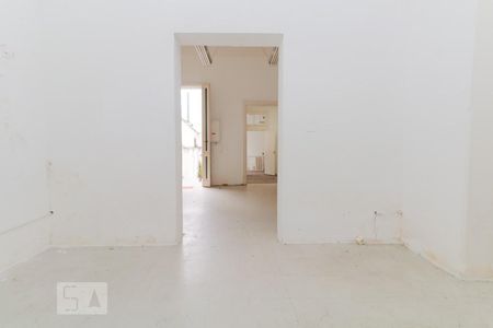 Casa à venda com 216m², 9 quartos e sem vaga Casa à venda com 216m², 9 quartos e sem vagaQuarto edícula