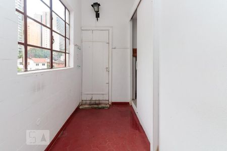 Casa à venda com 216m², 9 quartos e sem vaga Casa à venda com 216m², 9 quartos e sem vagaCozinha