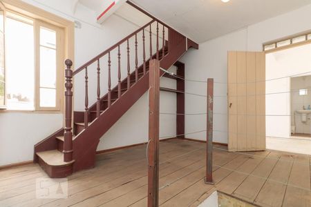 Casa à venda com 216m², 9 quartos e sem vaga Casa à venda com 216m², 9 quartos e sem vagaandar 2