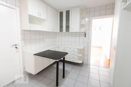Apartamento para alugar com 96m², 3 quartos e 1 vaga Apartamento para alugar com 96m², 3 quartos e 1 vagaCozinha