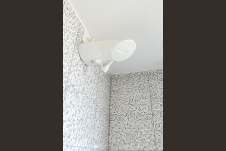 Apartamento para alugar com 96m², 3 quartos e 1 vaga Apartamento para alugar com 96m², 3 quartos e 1 vagaBanheiro da Suíte 1 - chuveiro