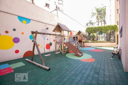 Apartamento para alugar com 96m², 3 quartos e 1 vaga Apartamento para alugar com 96m², 3 quartos e 1 vagaÁrea Comum - Playground