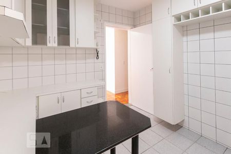 Apartamento para alugar com 96m², 3 quartos e 1 vaga Apartamento para alugar com 96m², 3 quartos e 1 vagaCozinha