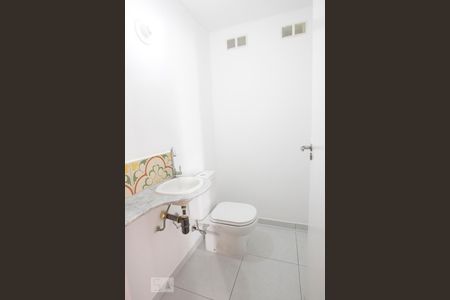 Lavabo de apartamento para alugar com 3 quartos, 96m² em Indianópolis, São Paulo