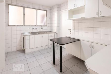 Apartamento para alugar com 96m², 3 quartos e 1 vaga Apartamento para alugar com 96m², 3 quartos e 1 vagaCozinha