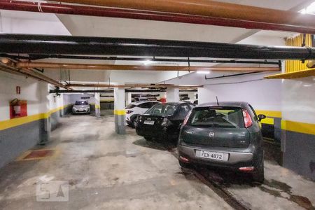 Apartamento para alugar com 96m², 3 quartos e 1 vaga Apartamento para alugar com 96m², 3 quartos e 1 vagaGaragem