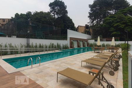 Apartamento para alugar com 65m², 2 quartos e 1 vagaPiscina - Condomínio