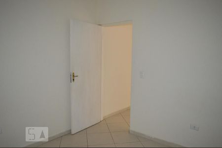 Quarto de casa para alugar com 1 quarto, 40m² em Vila Mazzei, São Paulo