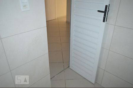 Banheiro de casa para alugar com 1 quarto, 40m² em Vila Mazzei, São Paulo