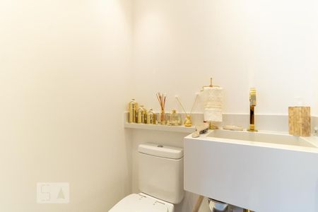 Apartamento à venda com 170m², 3 quartos e 5 vagasLavabo