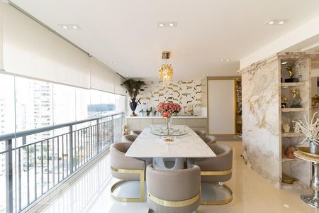 Apartamento à venda com 170m², 3 quartos e 5 vagasVaranda Gourmet