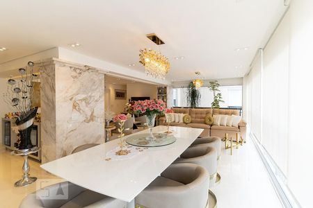 Apartamento à venda com 170m², 3 quartos e 5 vagasVaranda Gourmet