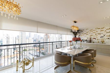 Apartamento à venda com 170m², 3 quartos e 5 vagasVaranda Gourmet
